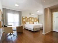Mercure Sao Paulo Alamedas Отели рядом с достопримечательностью «Praça do Ciclista»