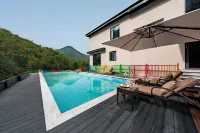 Mid-Hi Banshan Courtyard House | Senjing Mountain Oxygen Swimming Pool · Cloud Vacation Apartment - Pools