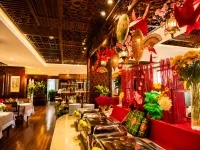 Happy Life Grand Hotel & Sky Bar - Family