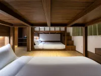 Four Gates Hostel Hotels near Jongno-3ga Station