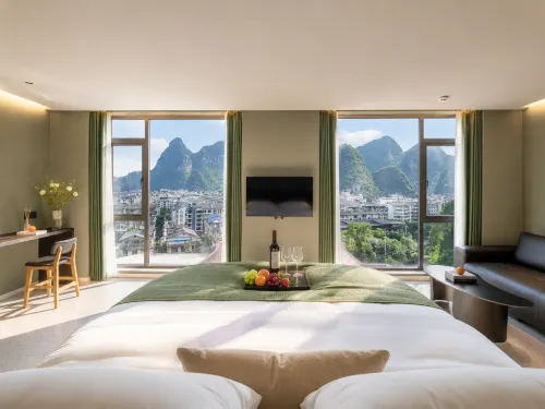 Yangshuo Guangyu Mountain View Resort Hotel - مسبح على السطح