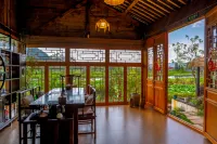 FIoating Life Dream Lake View Homestay