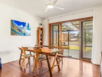 Lennox Beach Shack – Classic Coastal Stay Near the Beach Hotels in Lennox Head