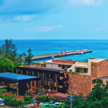 Cliff Nest ·Wild Luxury Resort & Villa