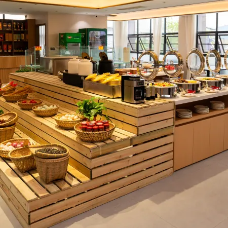 Guijinghua Hotel (Guilin High-Speed Railway North Station)