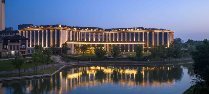 MÖVENPICK by ACCOR KAIFENG WEST LAKE Các khách sạn ở Khai Phong