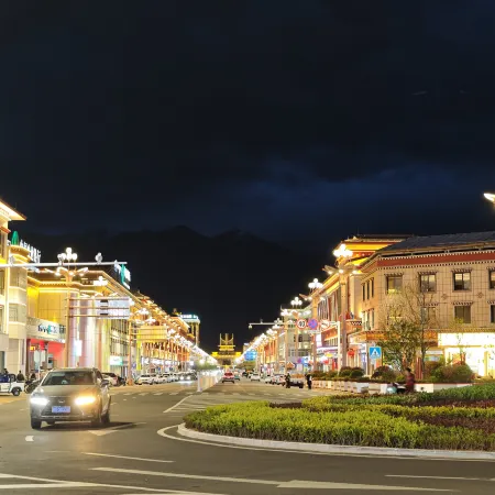 JI Hotel (Nyingchi Bayi Street)