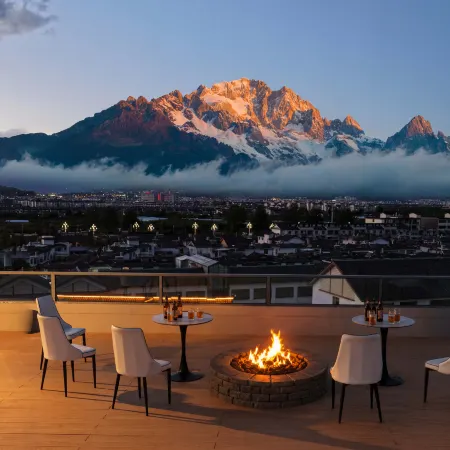 Amey Hotel (Lijiang High-Speed Railway Station)