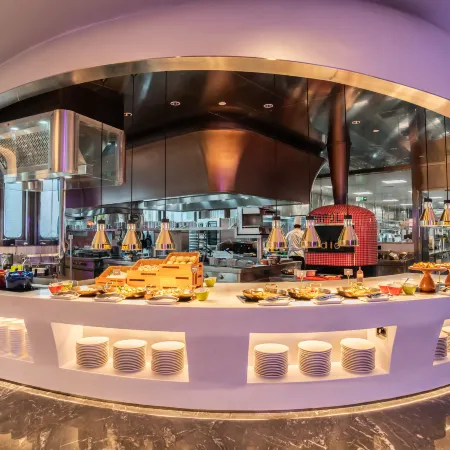 Bazhou Joy Hotel