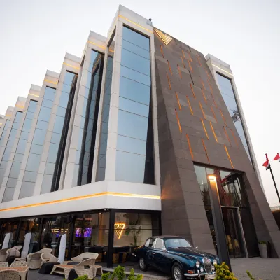 The V Hotel Hotels near جامع شاهين الكبيسي