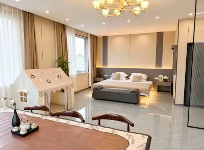 Rizhao Jingzhu Yayuan Homestay โรงแรมในสวนสาธารณะแห่งชาติริเซา