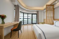 Yunqian Lakeside Holiday Hotel (Guanglong Town, Fuxian Lake Branch) - Balkon