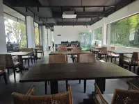 Guilin Junxi Heyuan • Landscape Vacation Apartment - parking