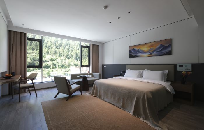 Shanyu Jian AI Smart Hotel (Shuangqiao Valley Scenic Area)