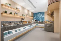 Homeinn · neo Hotel (Shanghai Wujiaochang Subway Station) - Parkplatz