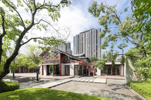 Gongqing City GINLAN JIA Hotel - parcheggio
