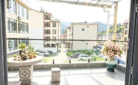 Junzailai Grand Hotel - 2-Star