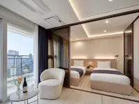 HOTEL THE BOTANIK SEWOON MYEONGDONG - Mountain view