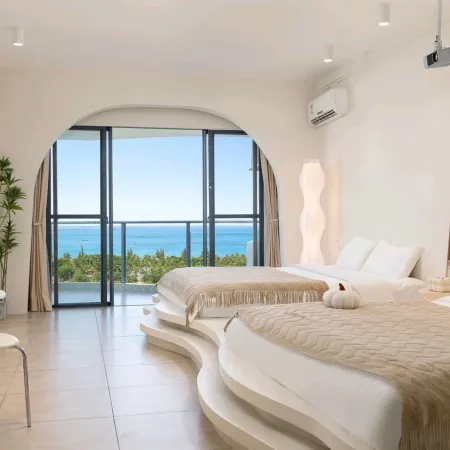 Feiqing Seaview Holiday Apartment (Hailing Island Minjie Happy Golden Coast Branch)