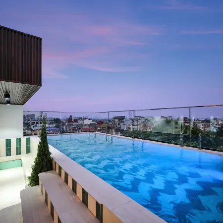 Grand Sol Luxury Boutique Hotel