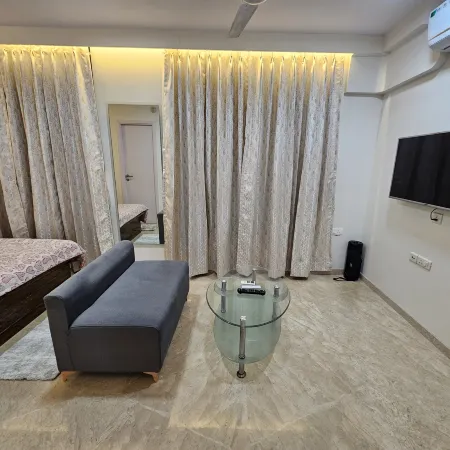 Cozy Studio Apartment | AC • Kitchen • Dining