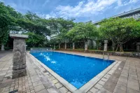Oakwood Hotel & Apartments Taman Mini Jakarta - Rooftop Pools