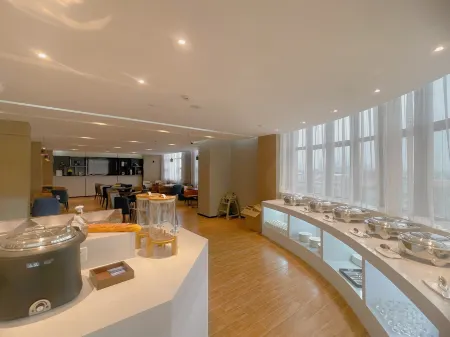 Echarm Hotel (Macheng Square Branch) Отели в г. Мачэн