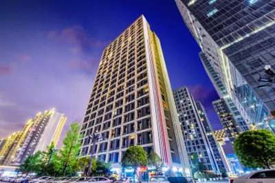 Dark Blue Hotel Hotels near Andover Ocean Park