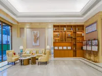 Vienna Hotel (Yichun Tonggu World Trade Square Branch) Hotels in Tonggu