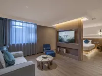 Yimore Hotels near Yansha