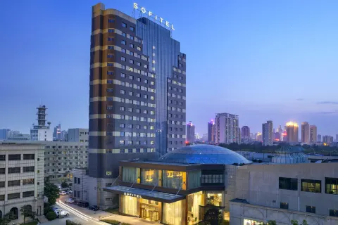 Sofitel Zhengzhou International Hotel