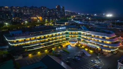 Atour S Hotel, Wheat Island, May Fourth Square, Qingdao Hotel in zona Hailuo Guniang Lighthouse