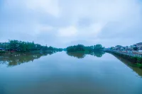 Junyi Chain Hotel (Shangrao Wannian Runfeng Plaza Jinhu Park) Hotels in Wannian