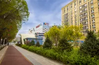 Youyi Hotel Hotels near Urumqi Botanical Garden