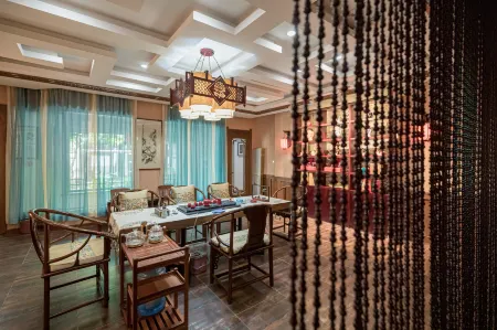 Shanxi Mansion (Tai'erzhuang Ancient City High-end Boutique Hotel) Отели рядом с достопримечательностью «Zaozhuang Technician College Tai'erzhuang Branch»