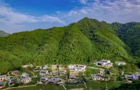 Jiuhuashan Wenzong Ancient Village Hotel