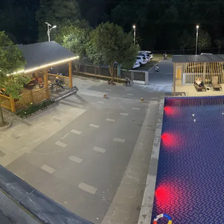 Southem Sichuan Bamboo Sea Wanzhu Homestay