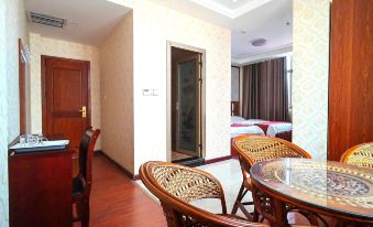 Guangshan Jiaxuan Hotel