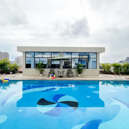 Yulin Fucheng Ligong Hotel