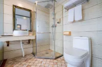Fanke Hotel (Zunyi Nanbai Modern Plaza) Отели рядом с достопримечательностью «Чунь Юй Торговый Город»