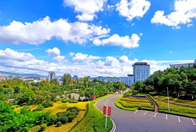 Yanbian Hotel