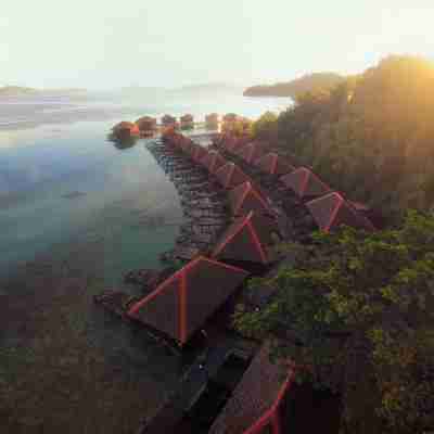 Gayana Marine Resort Hotel Exterior