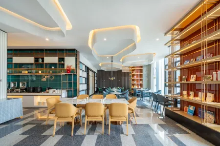 UFUN Hotel (Liuzhou The Mixc Yaobu Ancient Town)