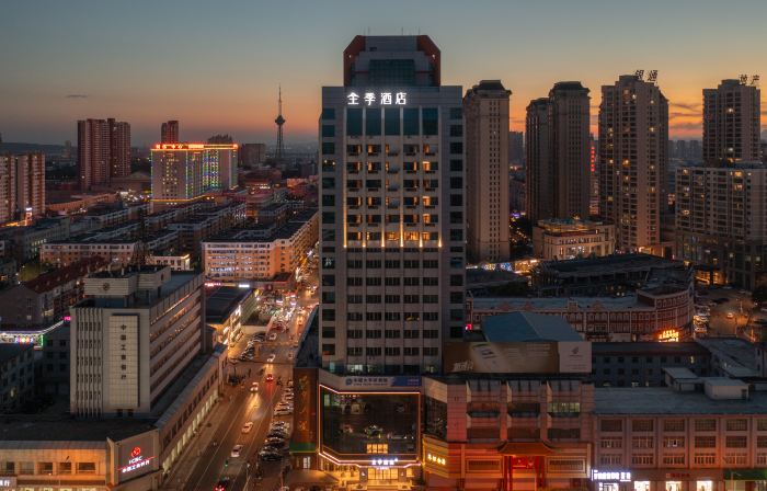 JI Hotel (Fuxin Jiefang Square)