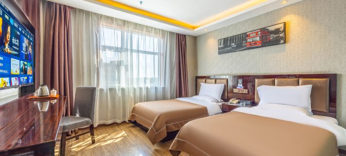 Manhattan Light Hotel Hotel di Gaolan County