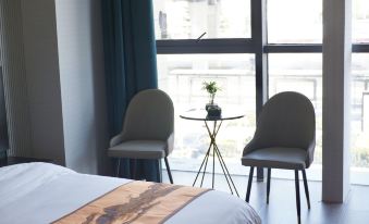 Kunbo Light Luxury Hotel (Greenbelt Metro)