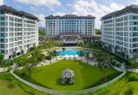 The Mermoon Resort Tufu Bay, Tapestry Collection by Hilton