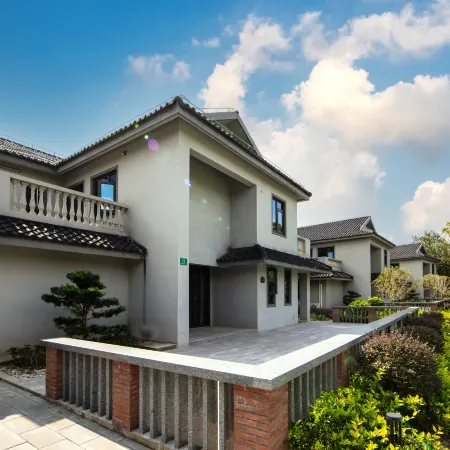 Shanyang Nanyuan Resort (Jinshan City Beach)