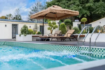 Shanzhi valley｜Wild Stream & Starlight Pool villa Hotels near Shenxi Rock Wave