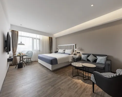 Ginza Jingsu Hotel (Jinan Lok Yuen Street, Quancheng Square, Kuanhouli Store) Hotel in zona Sorgente Heihu